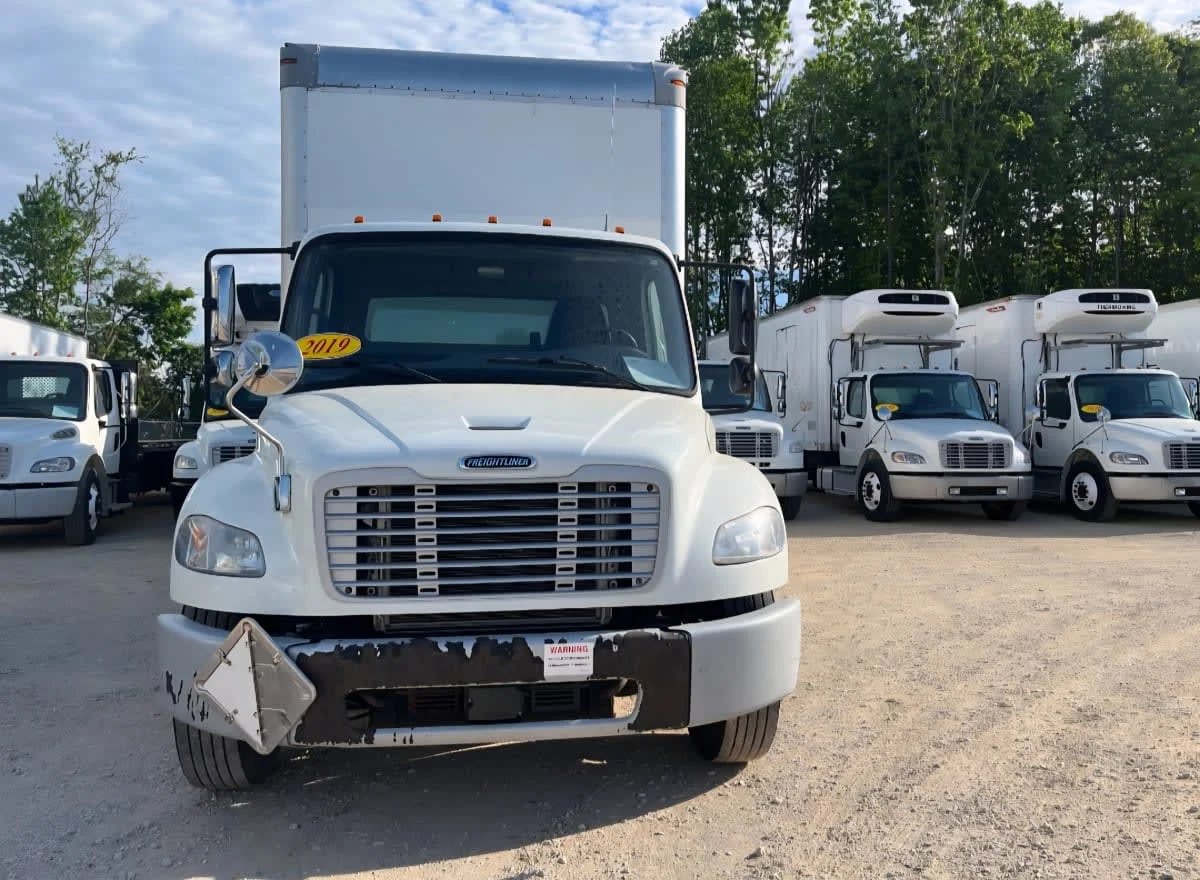 2019 Freightliner M2 106 in Greensboro, NC — photo 2