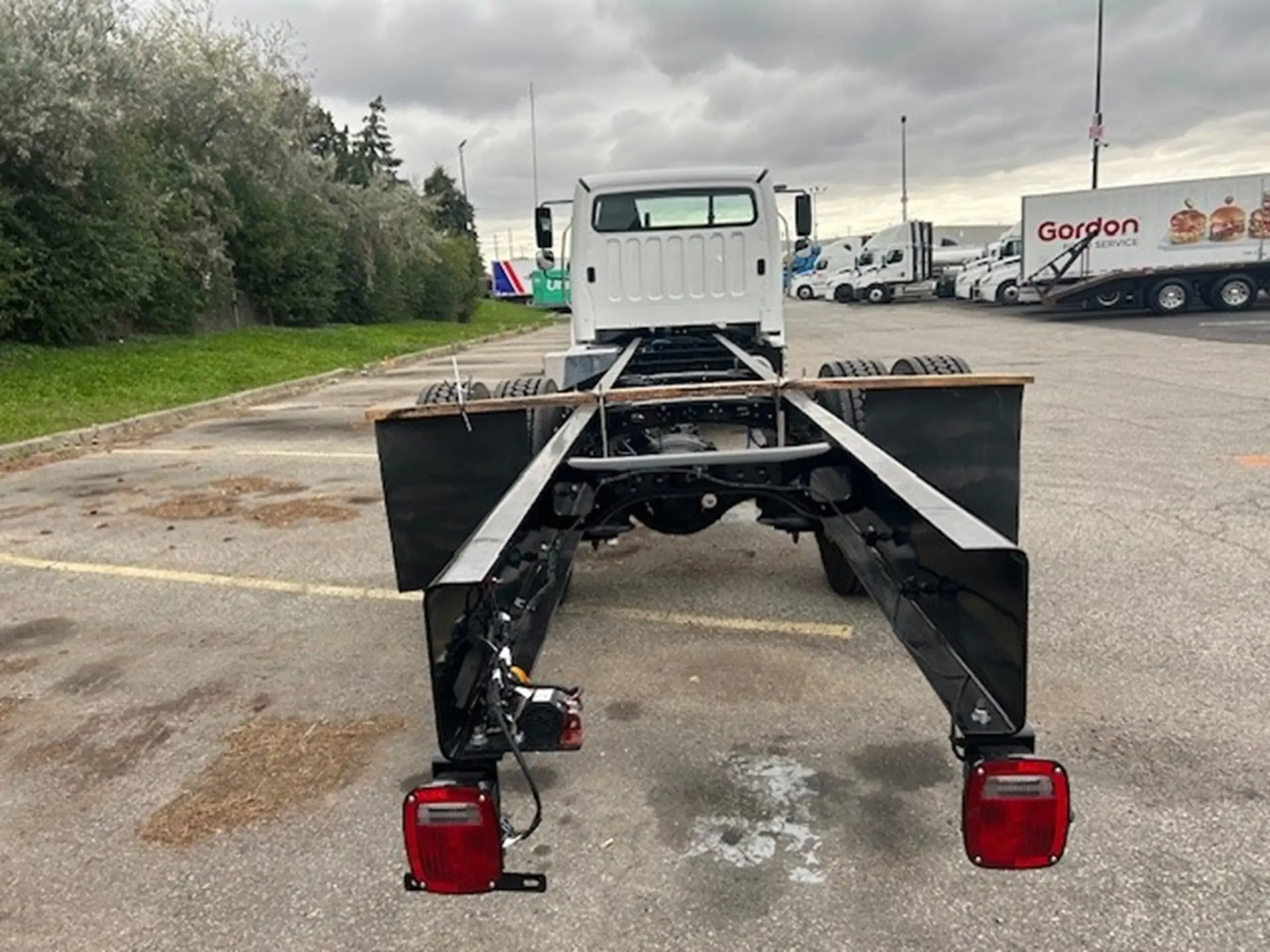 2026 Freightliner M2 106 - image 5