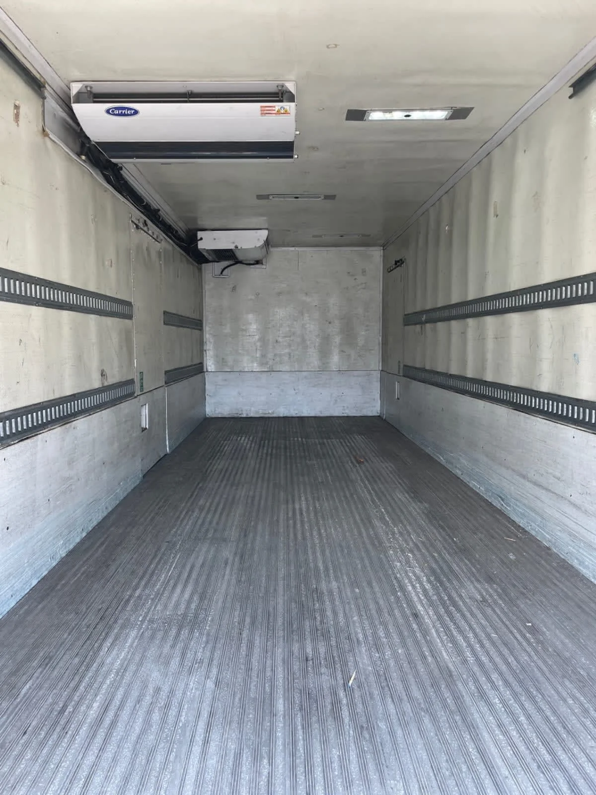 2019 Freightliner M2 106 - image 9