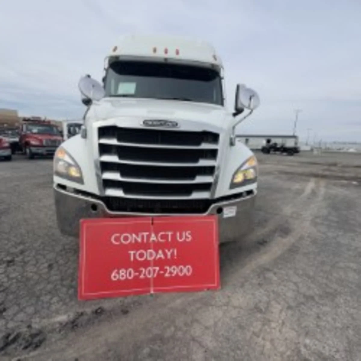 2020 Freightliner Cascadia in Syracuse, NY — photo 2
