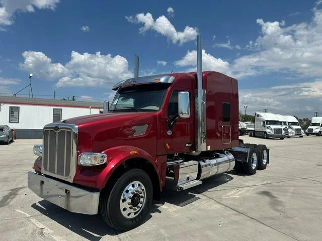 2022 Peterbilt 567 — photo 21