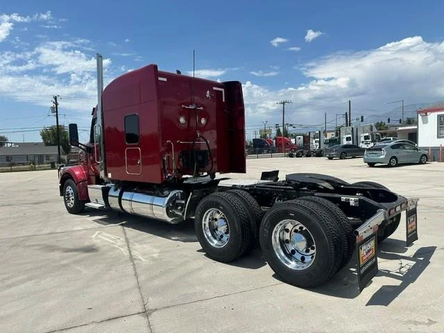 2022 Peterbilt 567 — photo 22