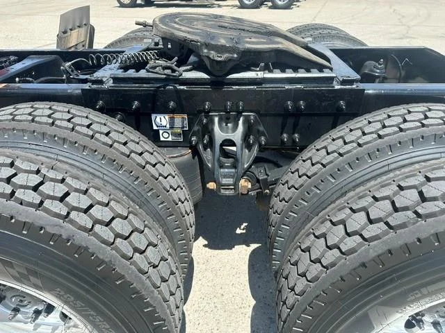 2022 Peterbilt 567 — photo 15