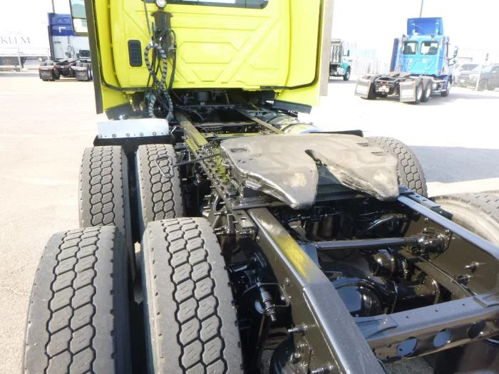 2023 International LT — photo 21