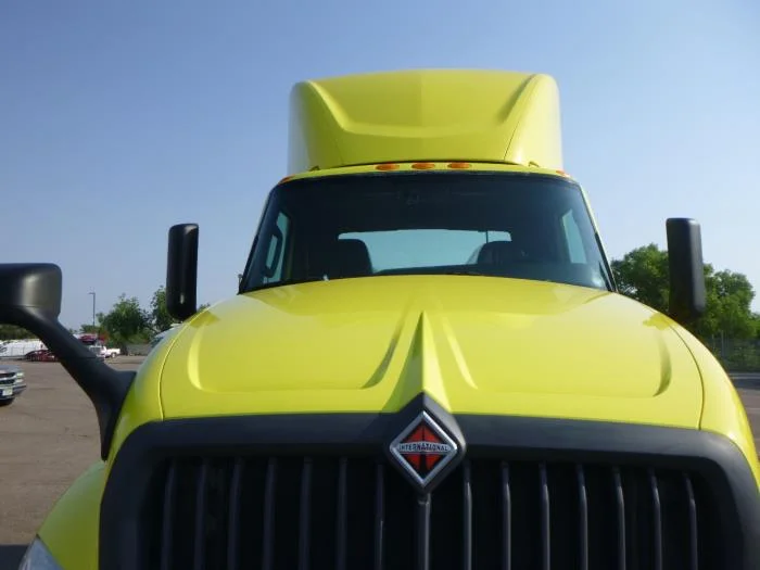 2023 International LT — photo 10