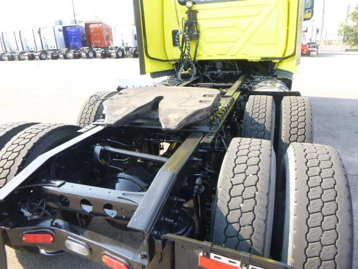 2023 International LT — photo 23