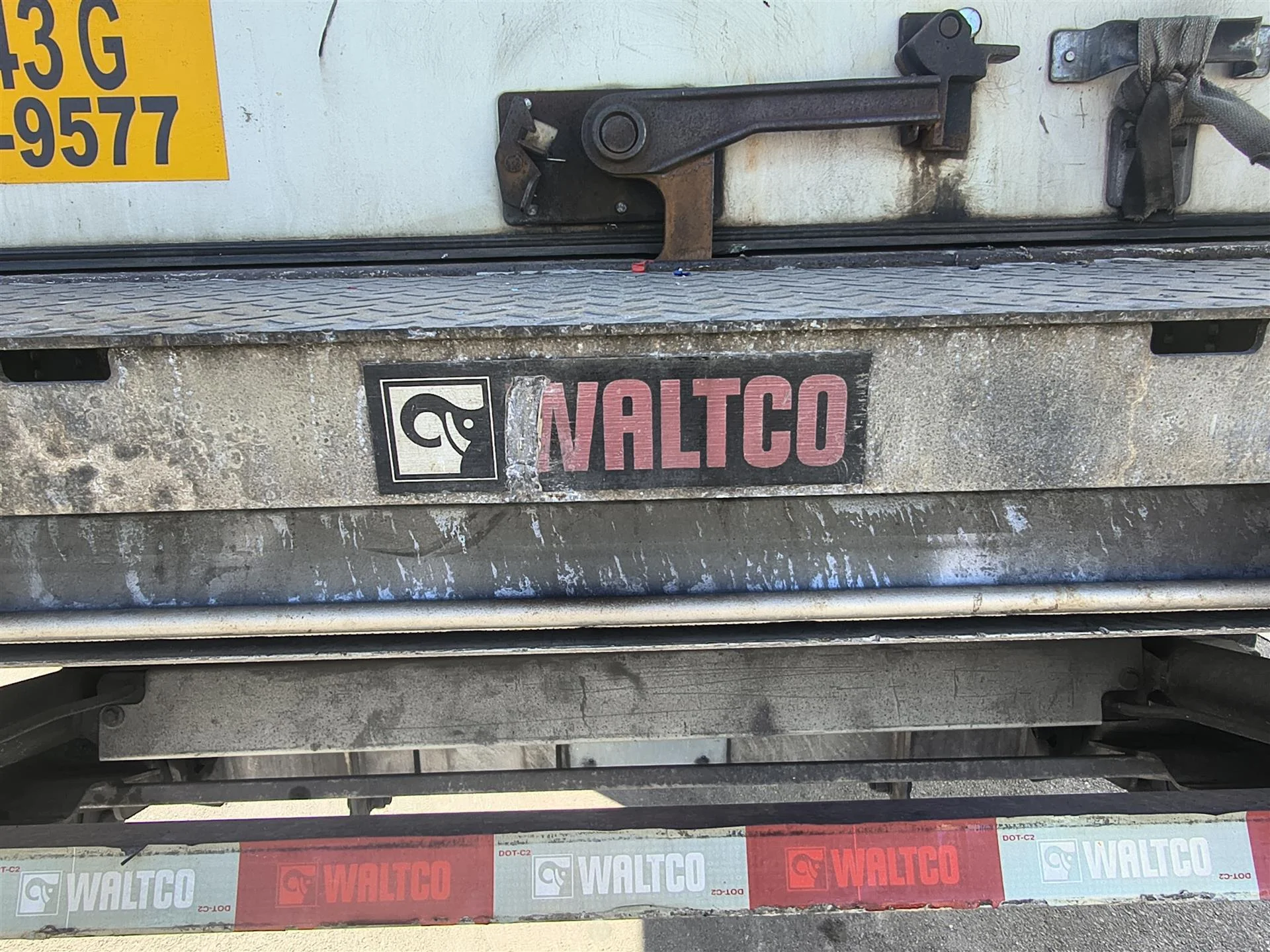 2020 Hino 338 in Fort Lauderdale, FL — photo 3