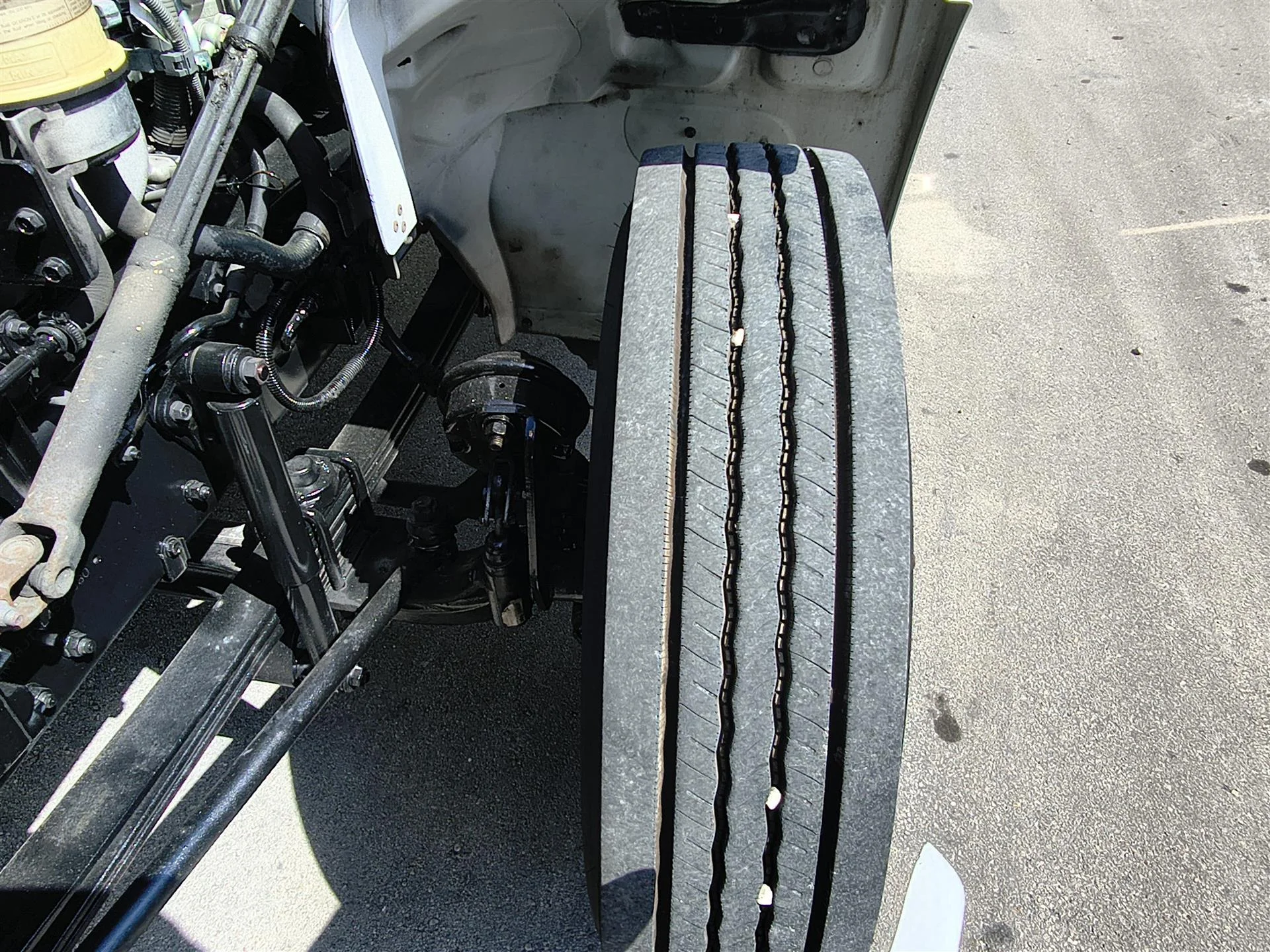 2020 Hino 338 in Fort Lauderdale, FL — photo 15