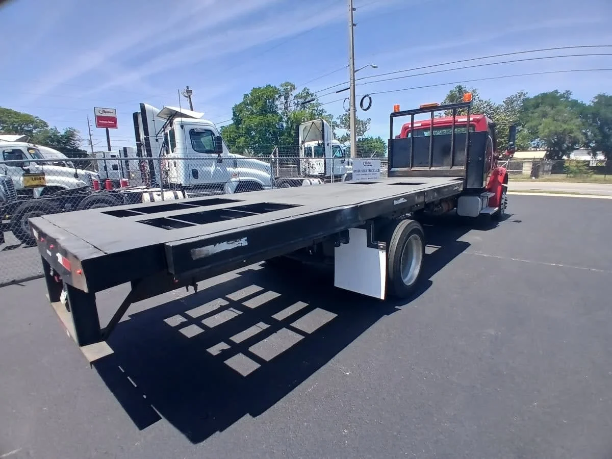 2020 Freightliner M2 106 in Atlanta, GA — photo 4