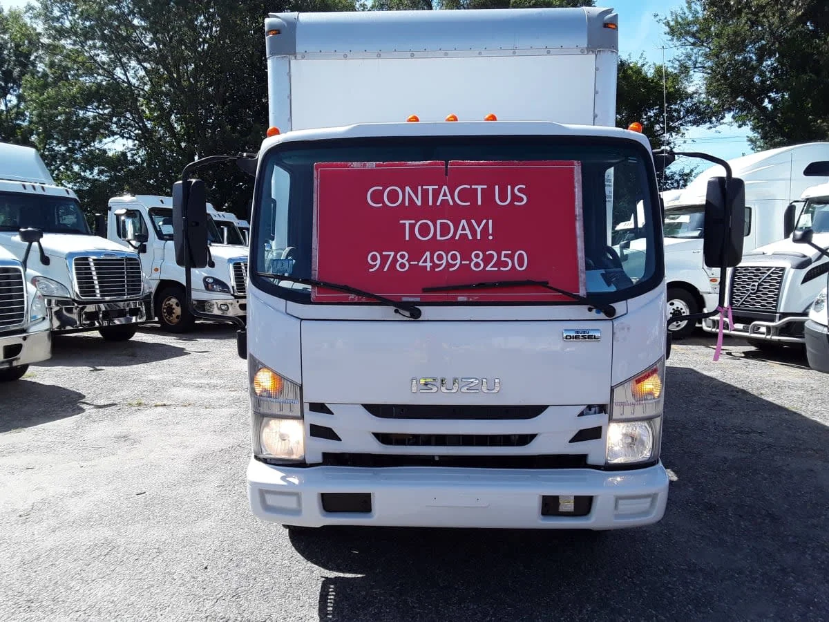 2019 Isuzu NRR - image 2