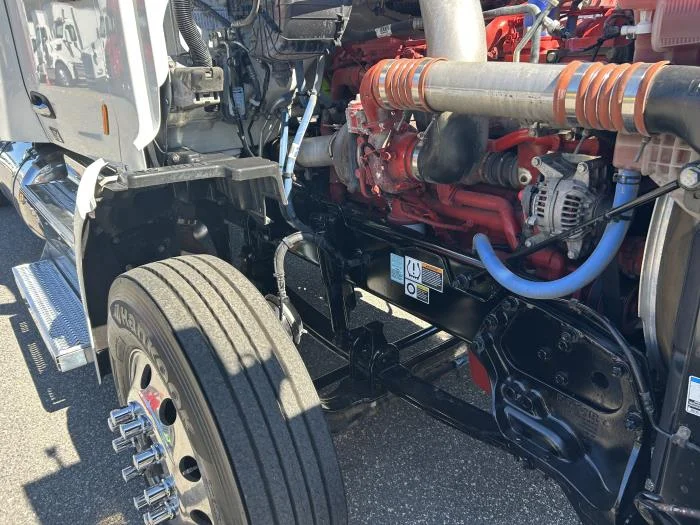 2022 Peterbilt 579 - image 16