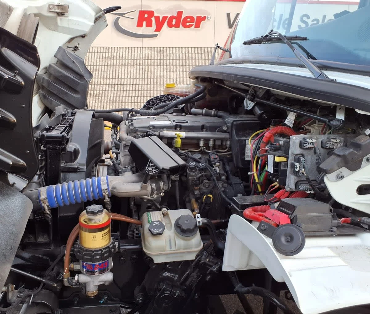 2019 Freightliner M2 106 - image 9