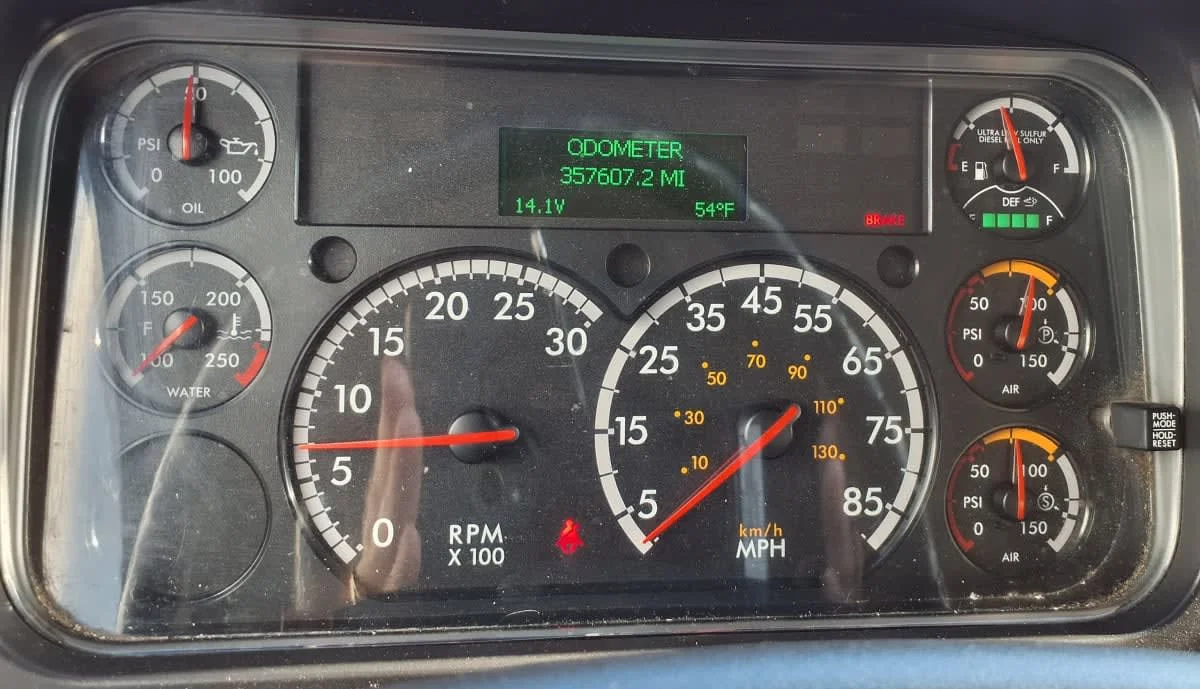 2019 Freightliner M2 106 - image 18