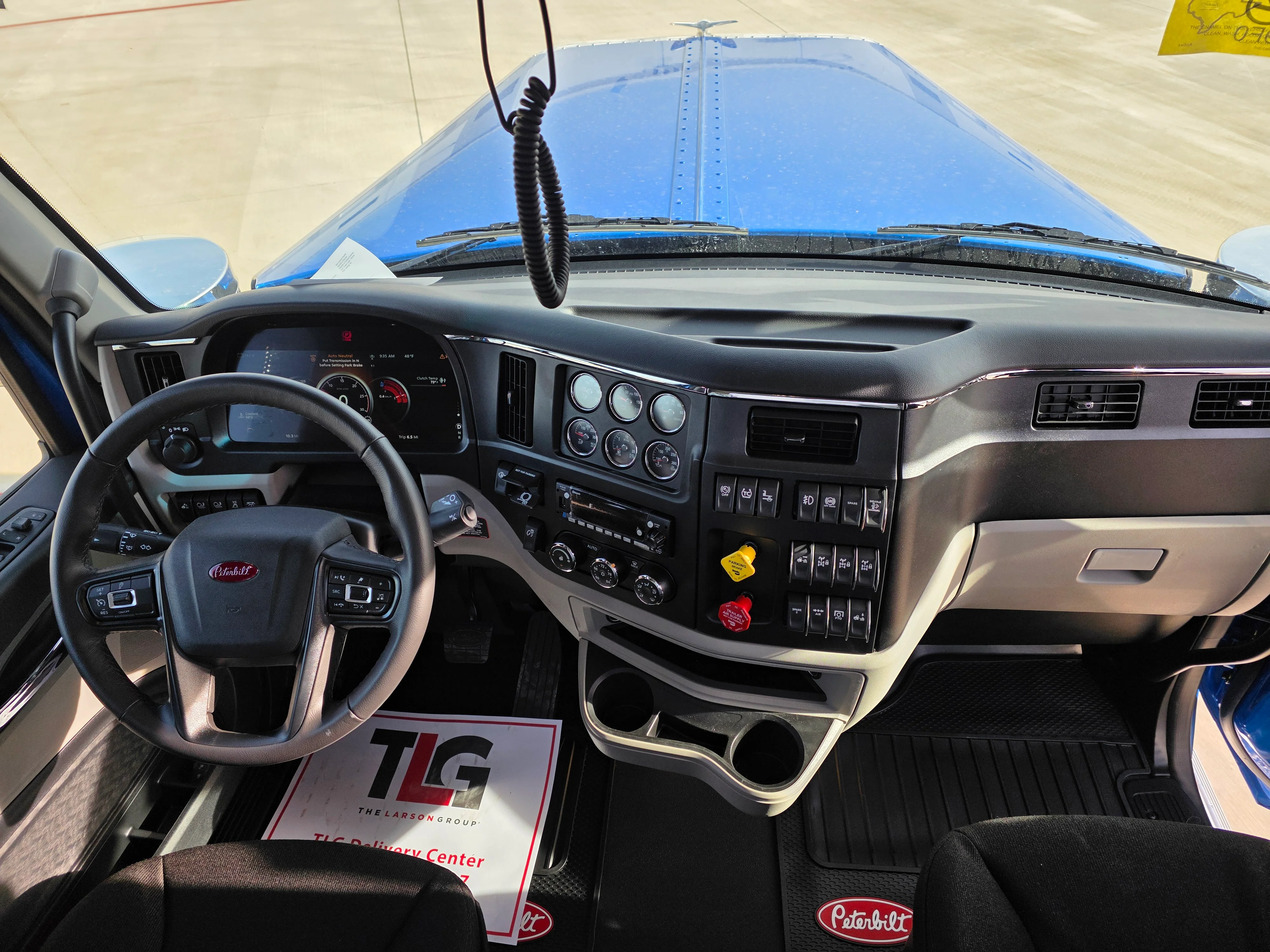 2027 Peterbilt 589 in Hattiesburg, MS — photo 10