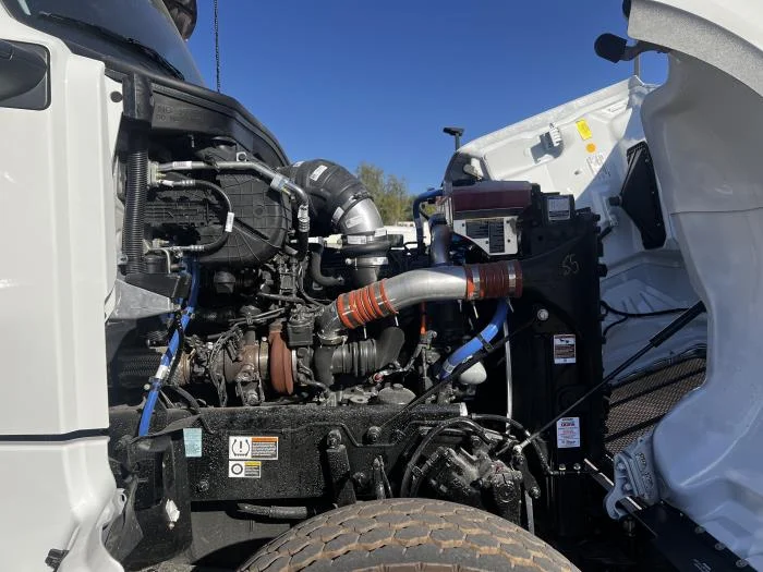 2026 Peterbilt 567 - image 14