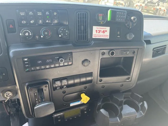 2022 International MV - image 15