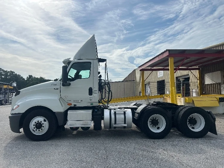 2020 International LT in Tallahassee, FL — photo 4