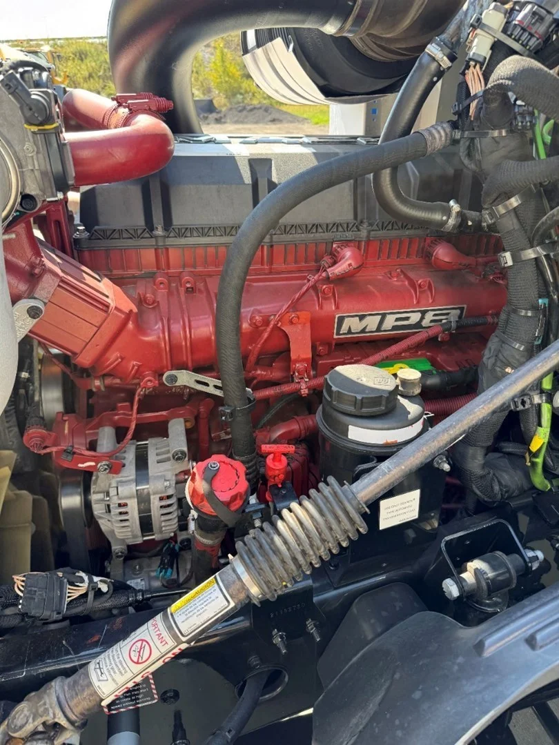 2022 MACK AN64T - USED TRUCKS DAY CAB - image 9