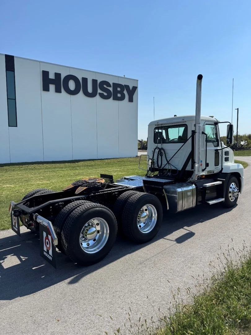 2022 MACK AN64T - USED TRUCKS DAY CAB - image 6