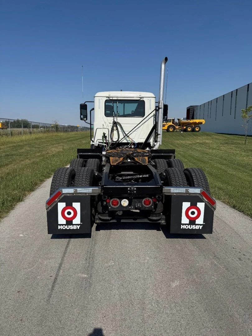 2022 MACK AN64T - USED TRUCKS DAY CAB - image 5