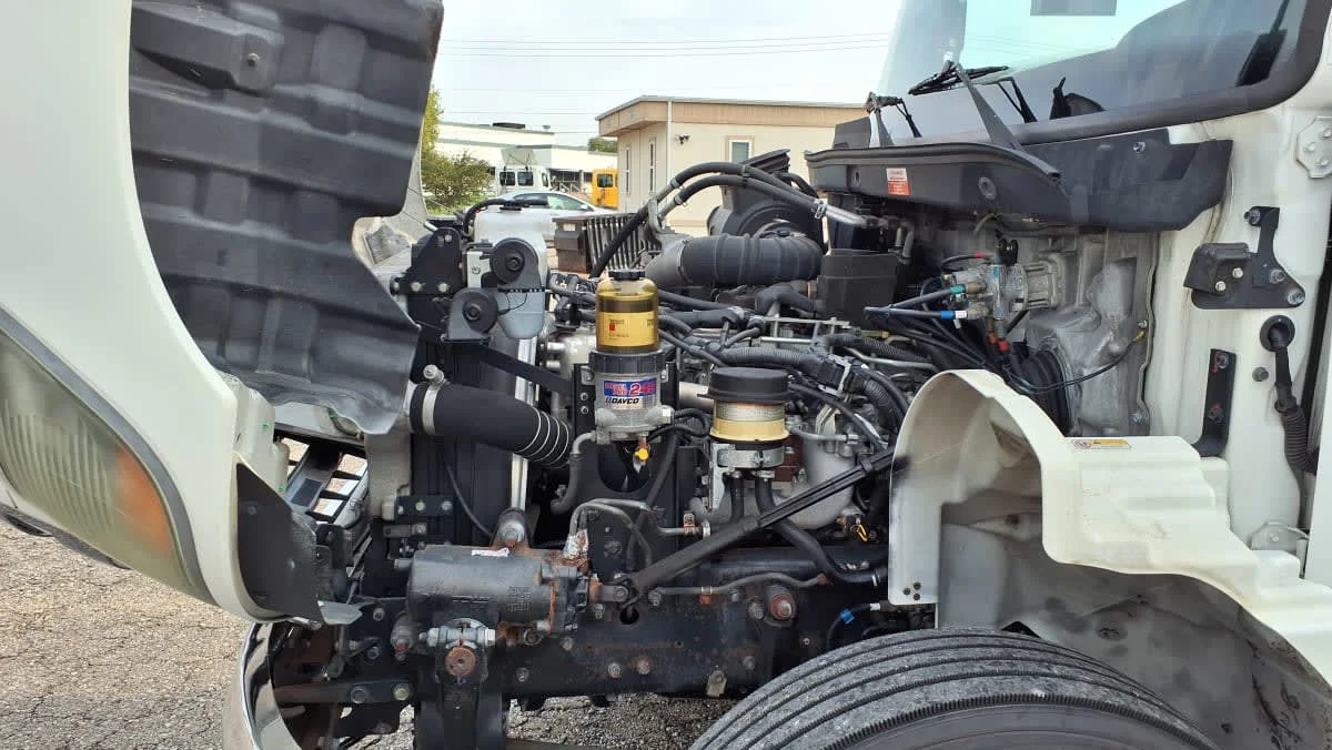 2018 Hino 338 in West Chester, OH — photo 9