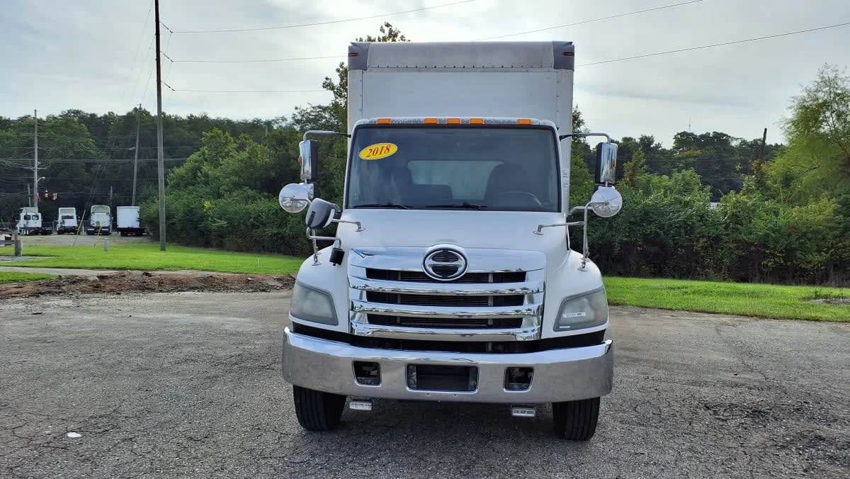 2018 Hino 338 in West Chester, OH — photo 2