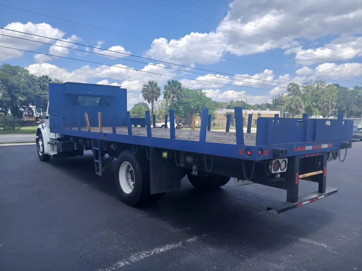 2015 Freightliner M2 106 in Jacksonville, FL — photo 6