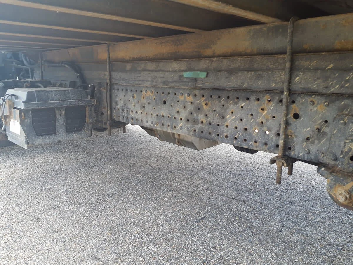 2020 Isuzu NRR in Wayland, MI — photo 11