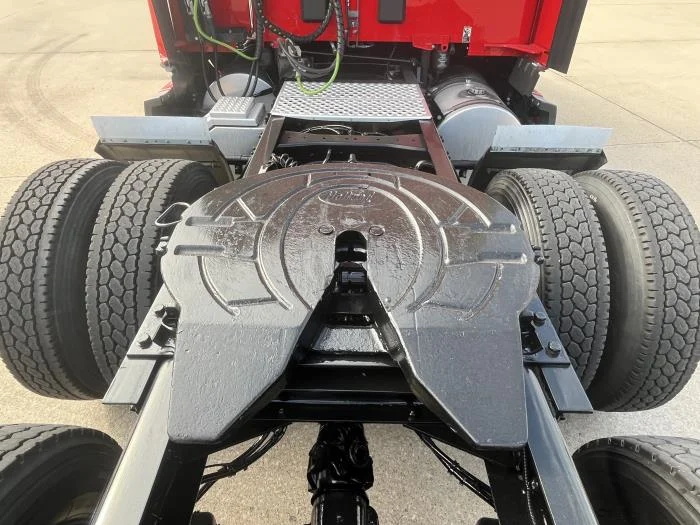 2024 Kenworth T680 - image 6