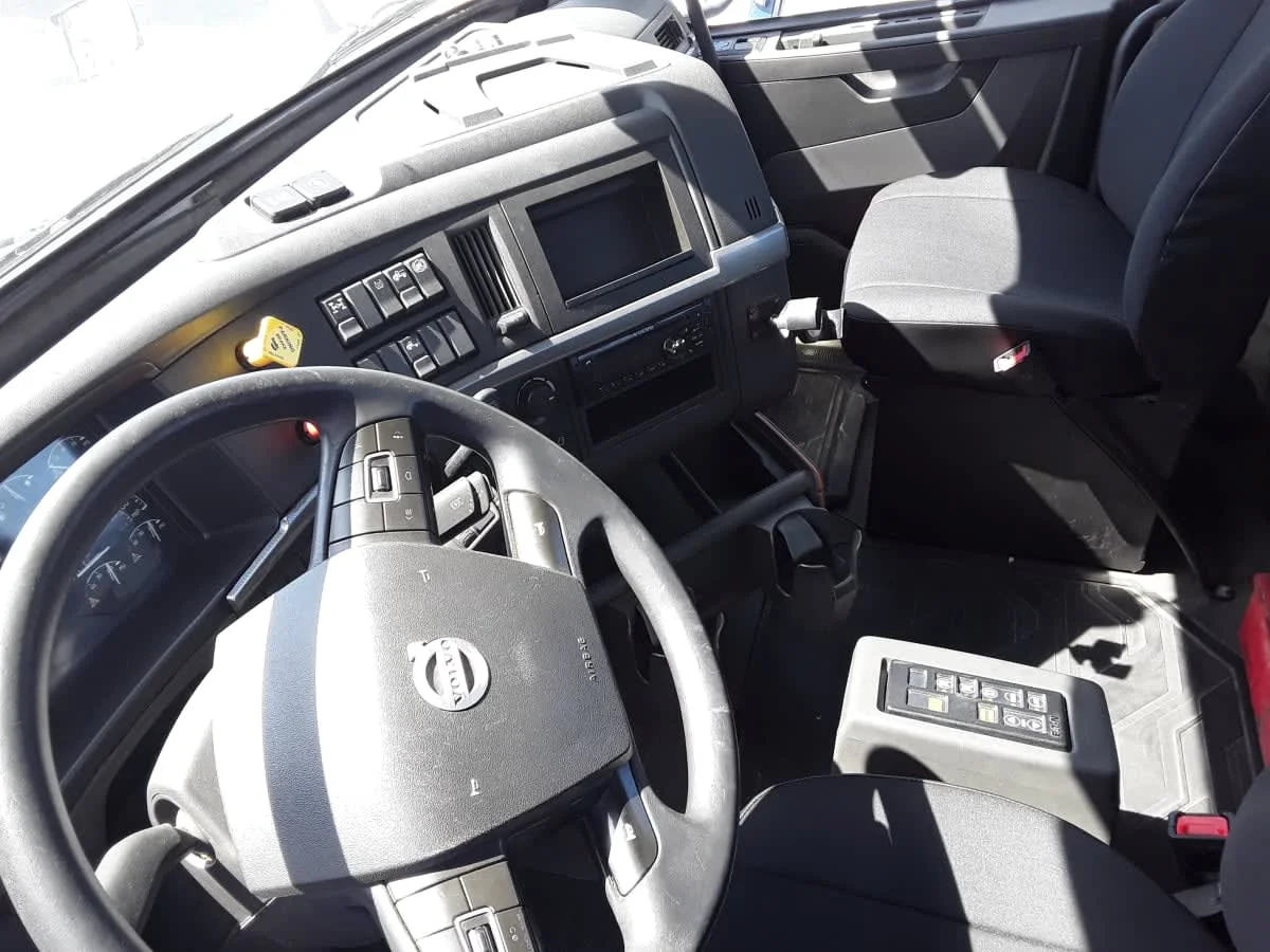 2019 Volvo in Montebello, CA — photo 7