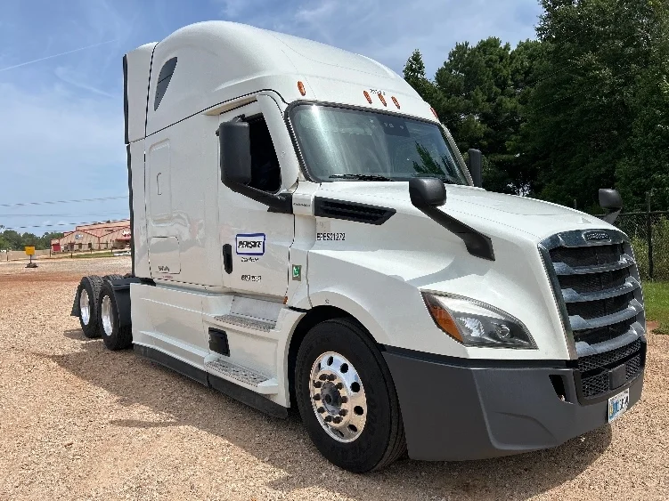 2021 Freightliner Cascadia