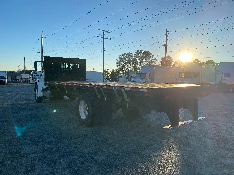 2020 Freightliner M2 106 - image 6