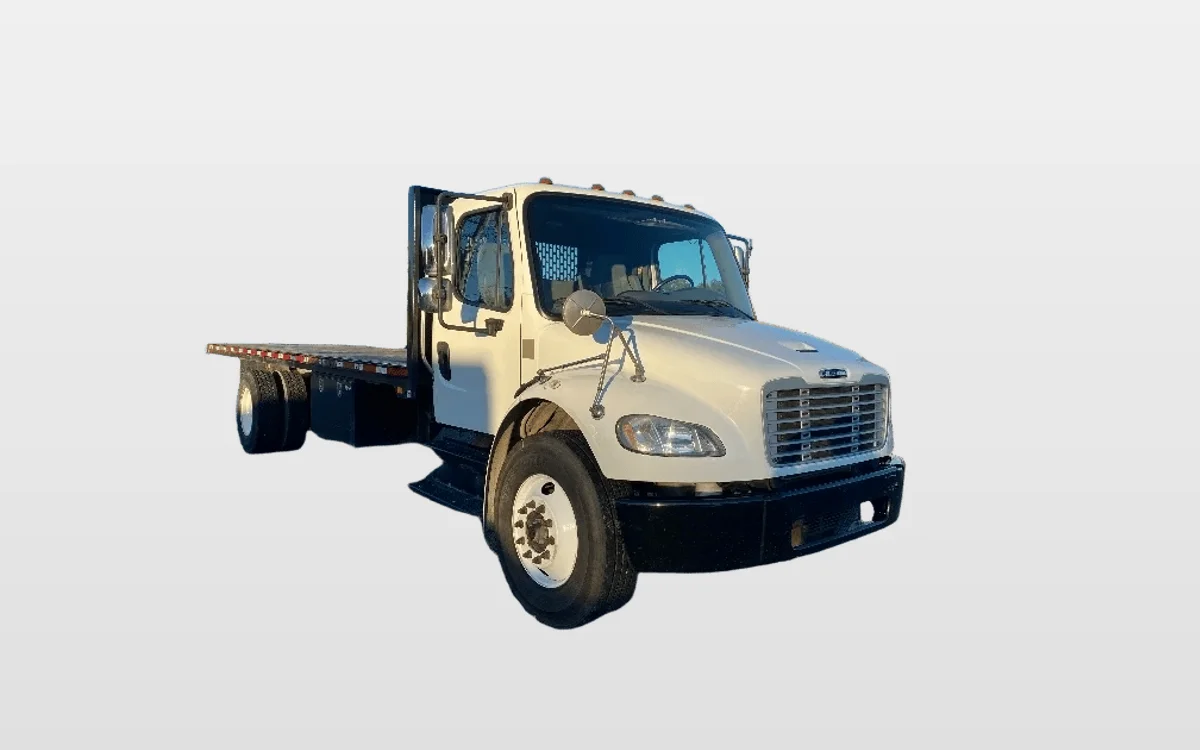 2020 Freightliner M2 106 - image 1