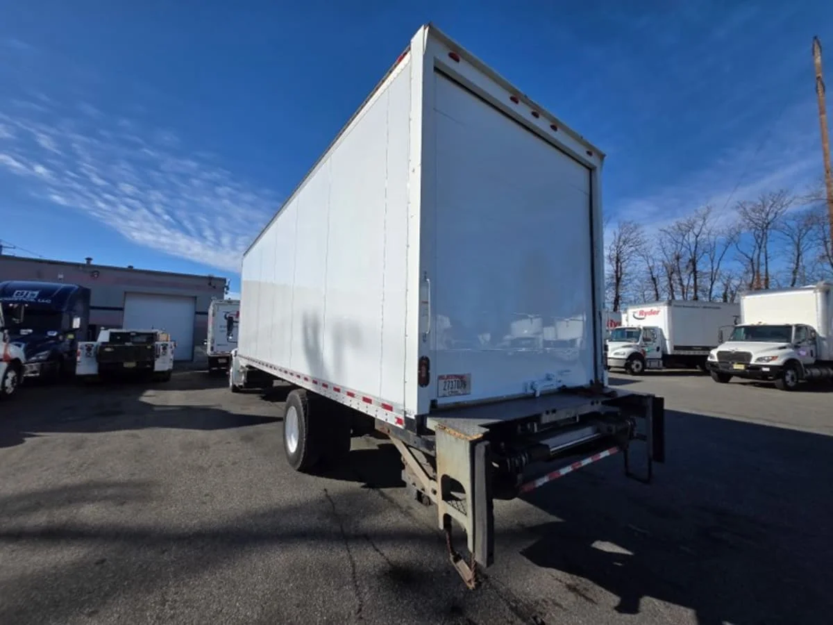 2019 Freightliner M2 106 in Kearny, NJ — photo 4