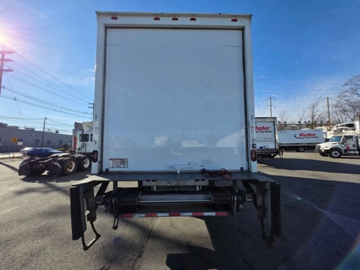 2019 Freightliner M2 106 in Kearny, NJ — photo 5
