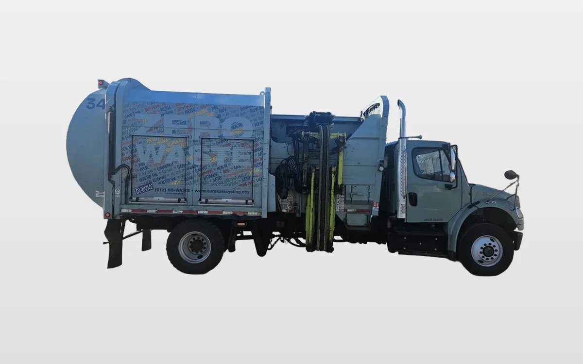 2020 Freightliner M2 106 - image 1