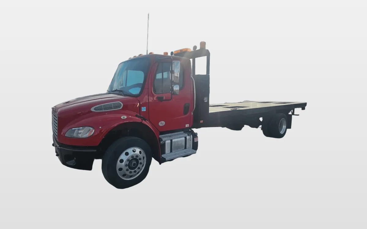 2019 Freightliner M2 106 - image 1