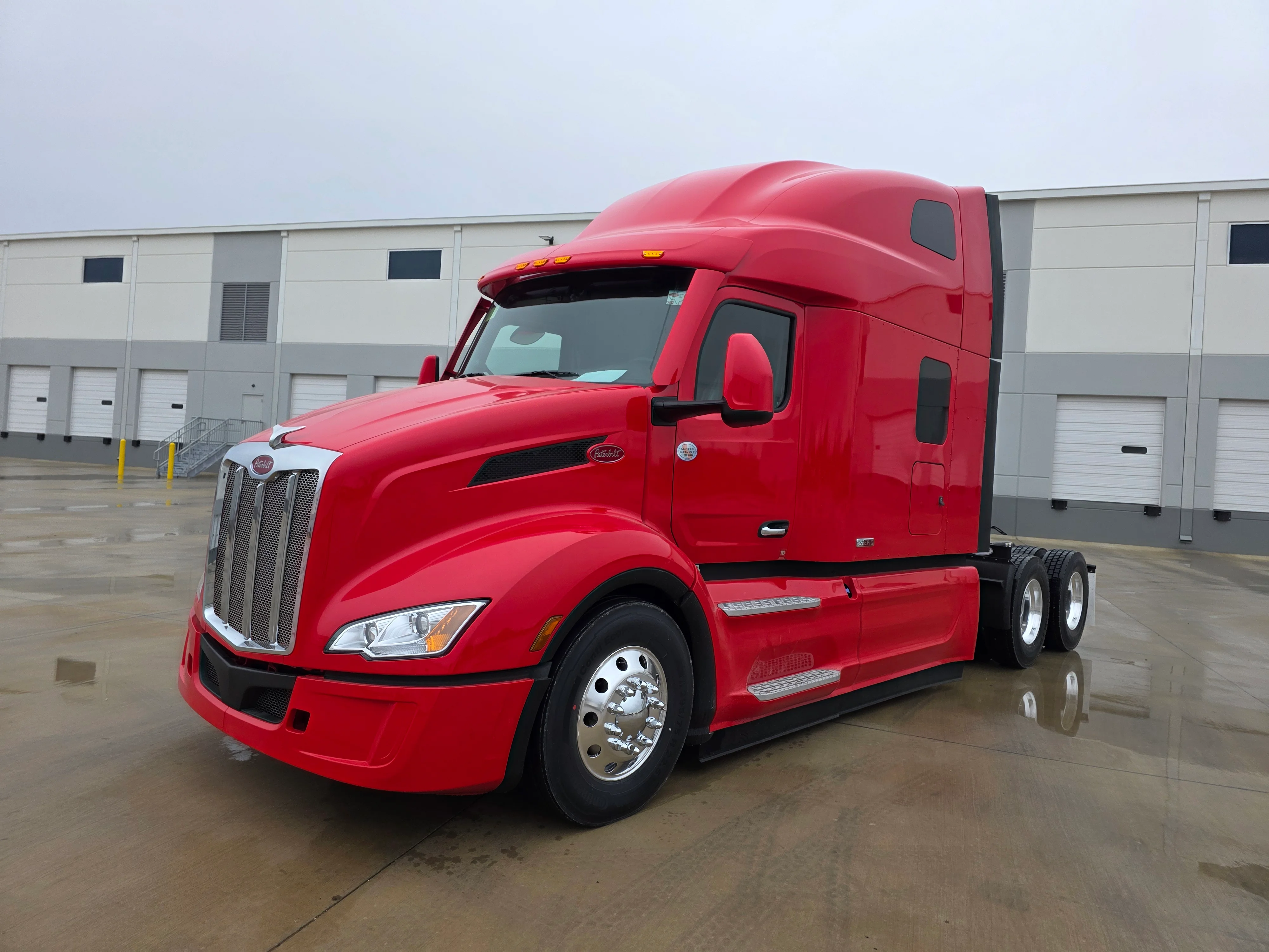 2027 Peterbilt 579 in Portland, OR