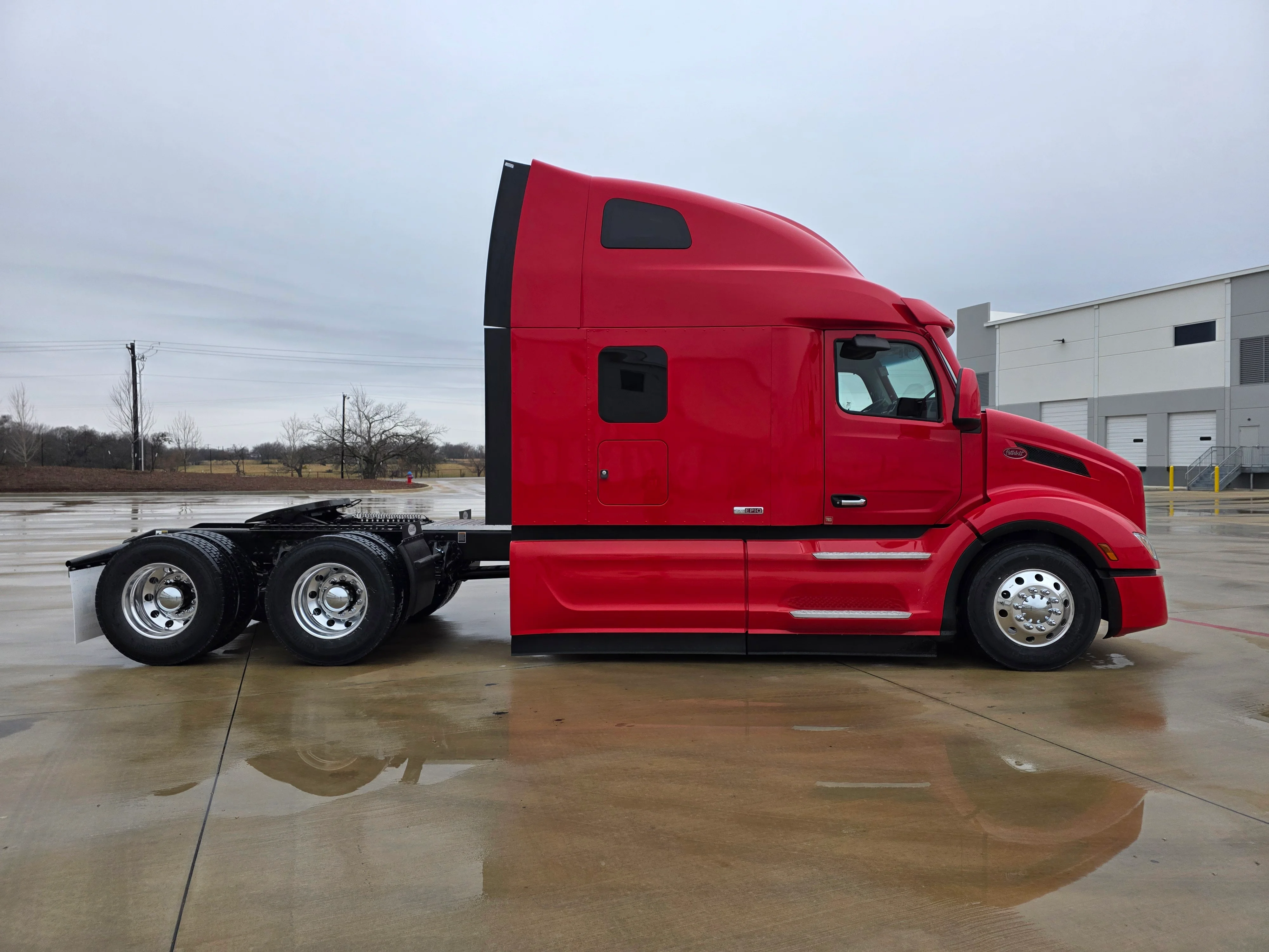 2027 Peterbilt 579 in Portland, OR — photo 6