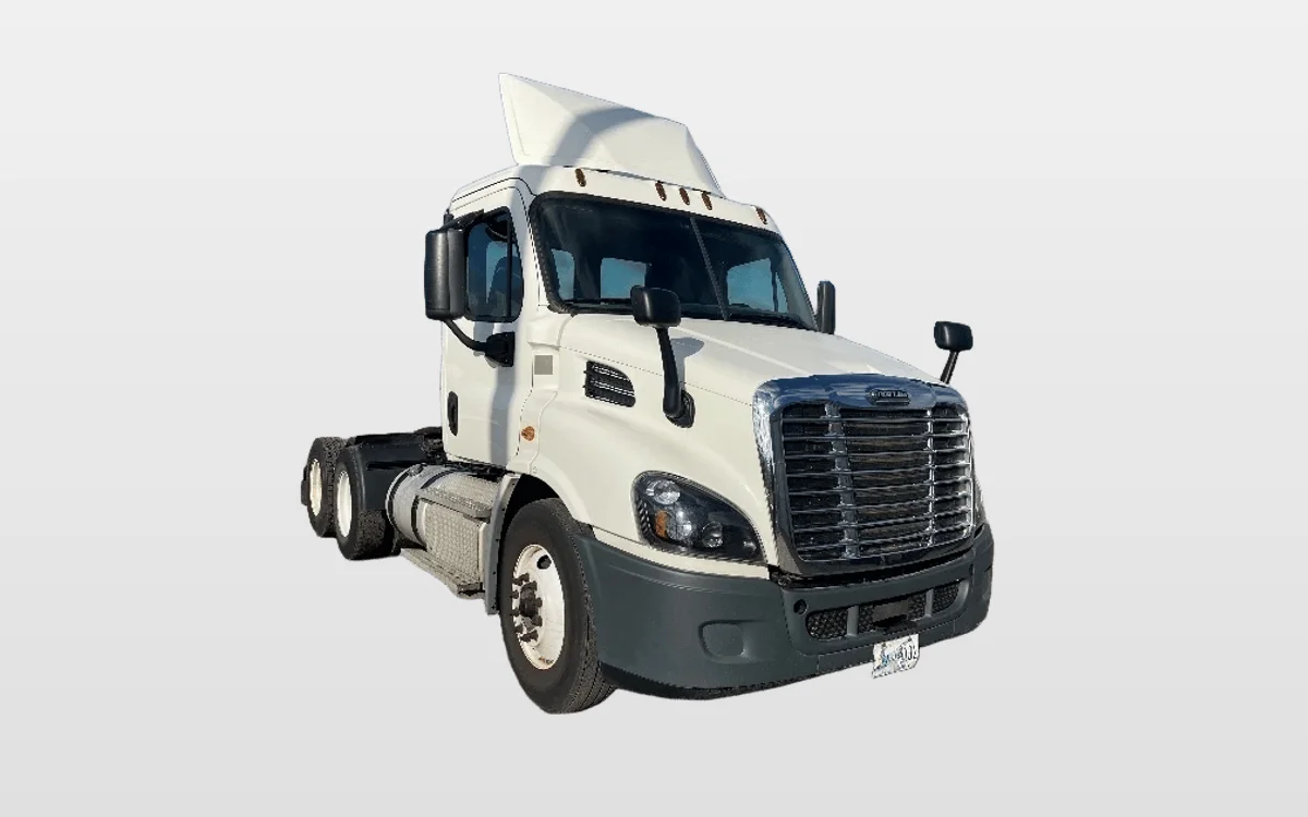 2019 Freightliner - image 1