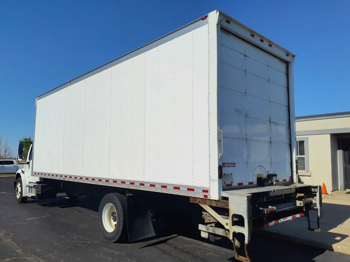 2019 Freightliner M2 106 in Altoona, IA — photo 6
