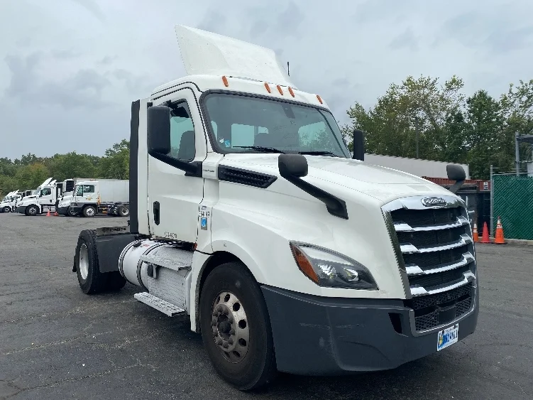 2020 Freightliner Cascadia in Parsippany, NJ