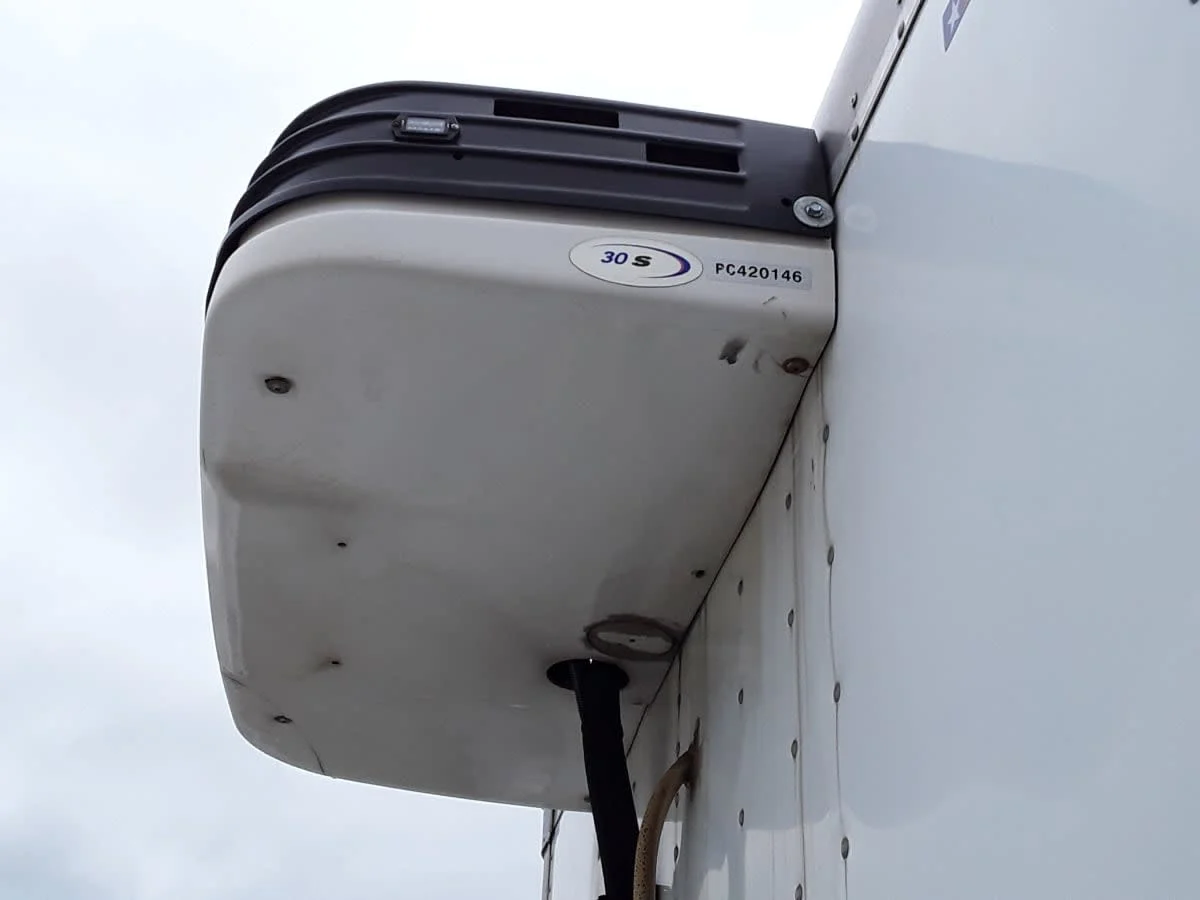 2015 Isuzu NPR - image 7