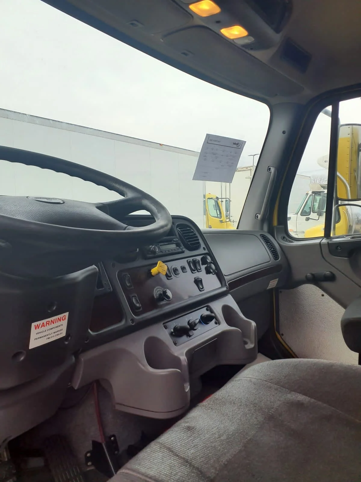 2016 Freightliner M2 106 in Bolingbrook, IL — photo 7