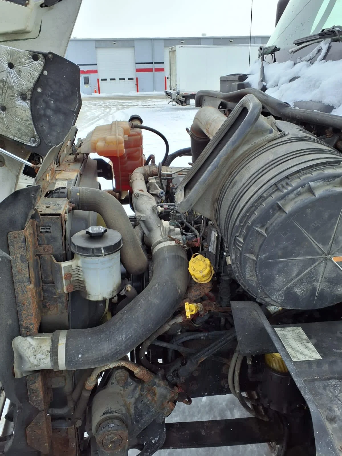 2019 International RH - image 8