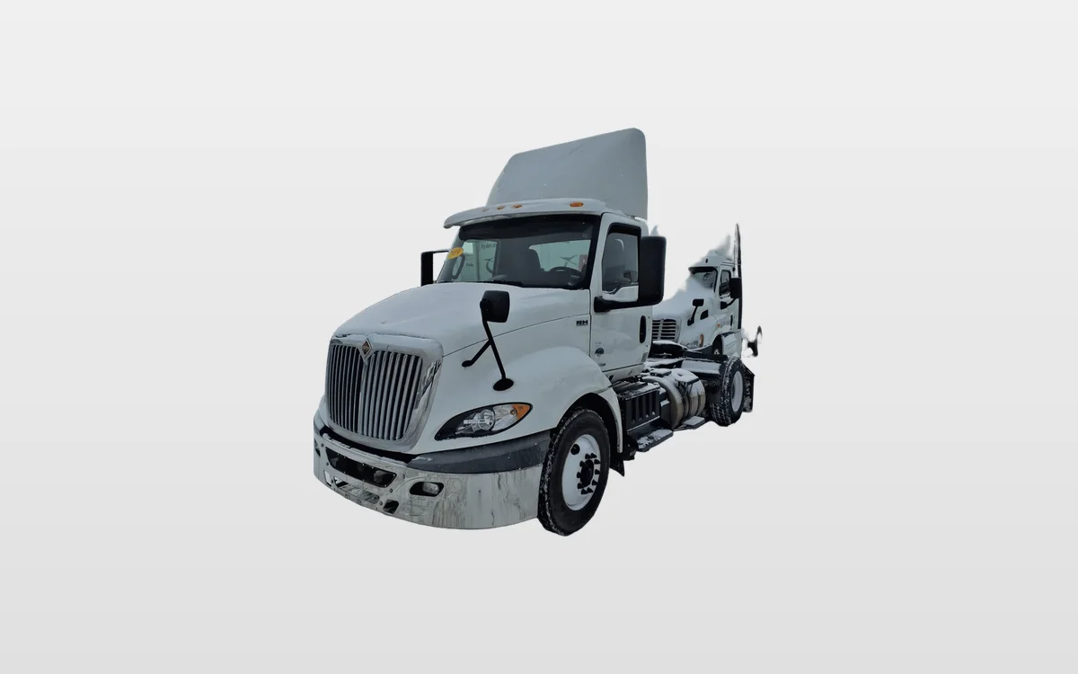 2019 International - image 1