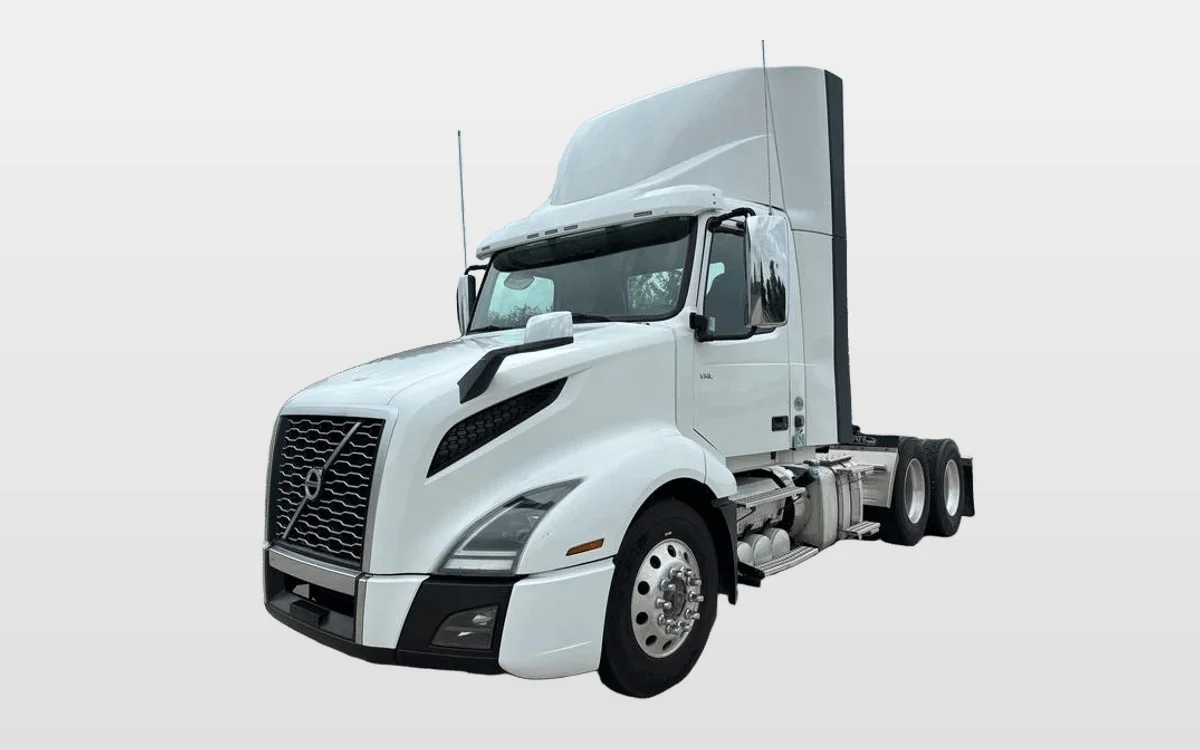 2019 Volvo VNL 300 in Waukee
