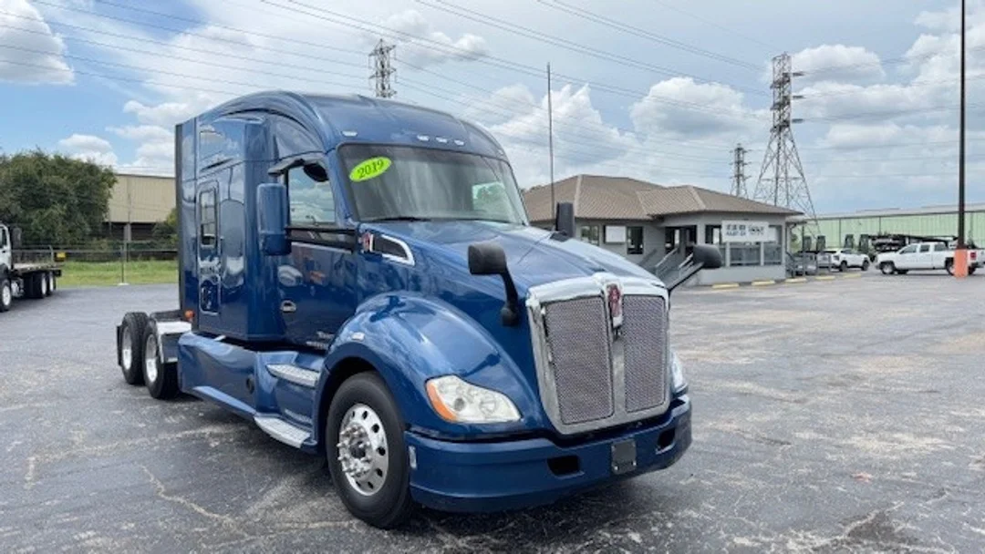 2019 Kenworth T680 in HOUSTON, TX