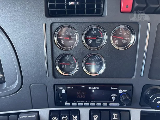 2023 Kenworth T680 in Salt Lake City, UT — photo 10