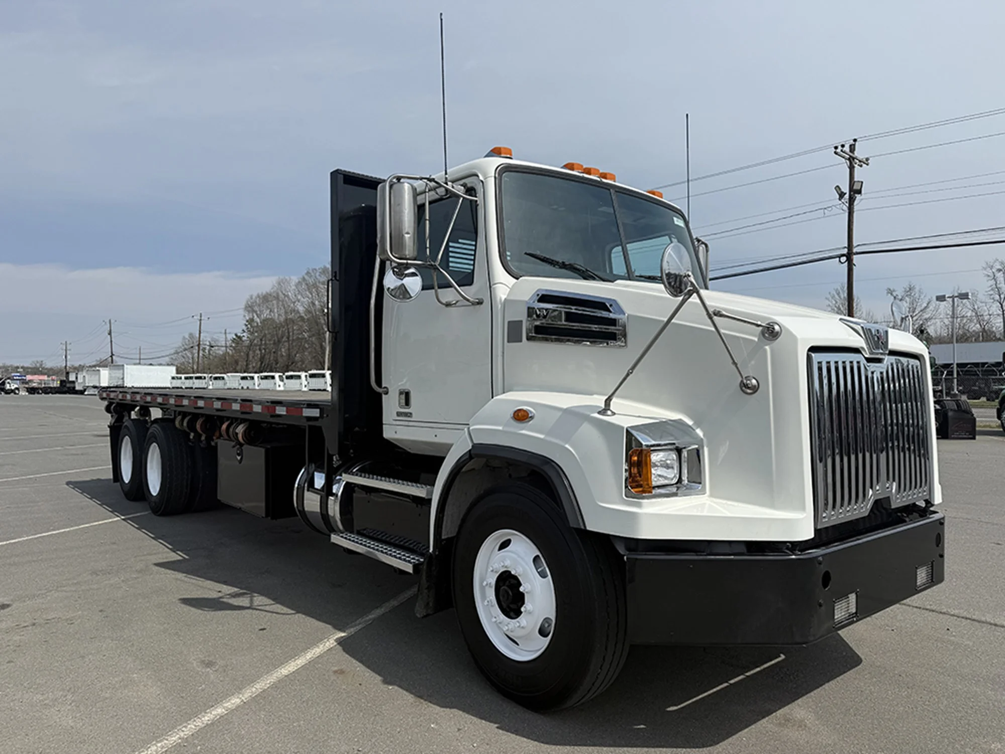2019 Western Star 4700 in Weyers Cave, VA — photo 2